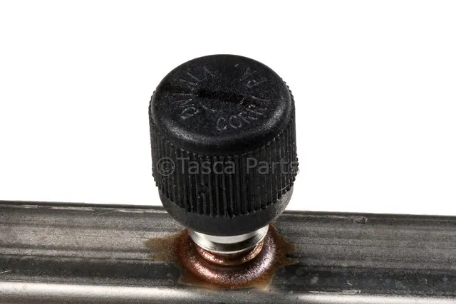Fuel Injector Rail - GM (12621663) - view 3