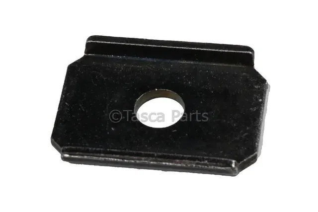 Fuel Pipe Bracket - GM (12633954)