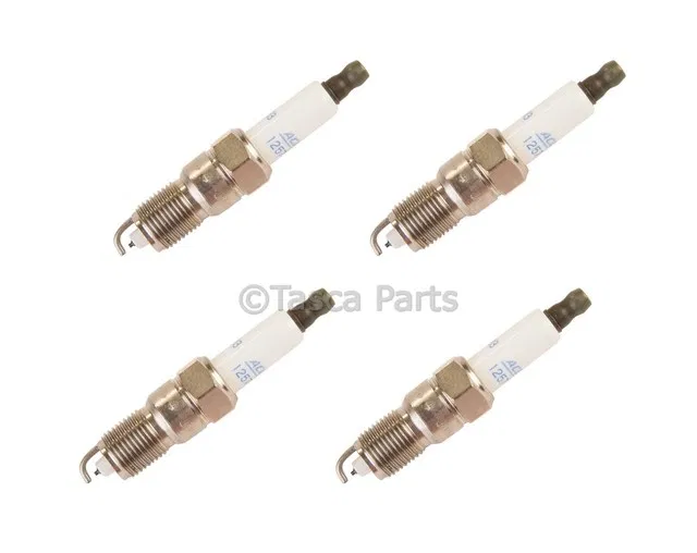 Spark Plug - GM (12679800) - view 2