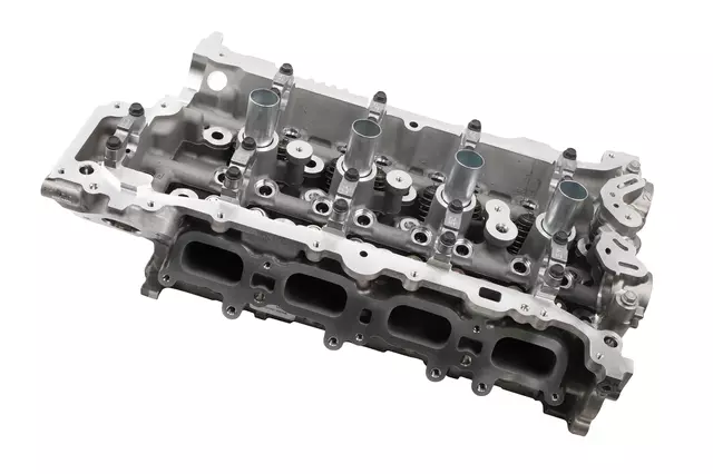 Cylinder Head with Valves - GM (12690428)