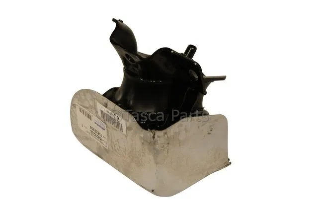 Passenger Side Engine Mount - GM (15829208)