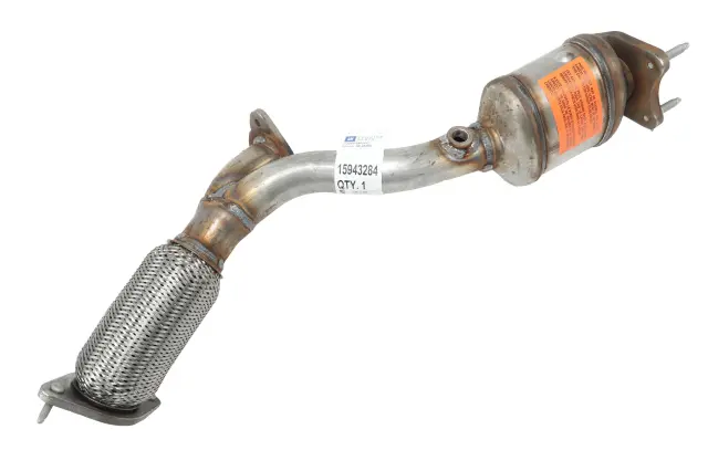 3-Way Catalytic Converter with Flanges, Gasket, and Studs - GM (15943284)