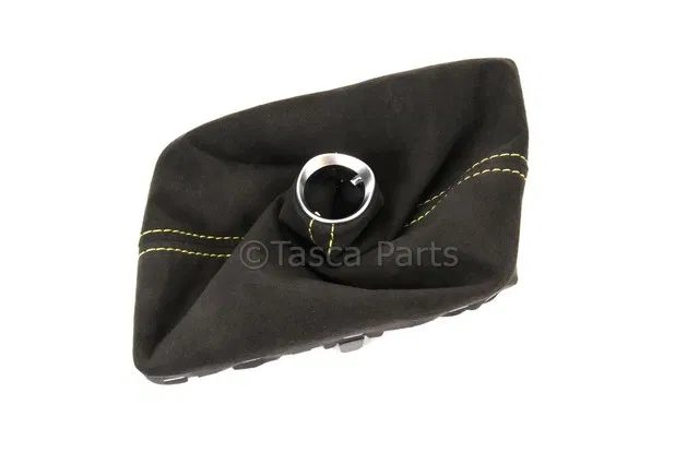 Black Manual Transmission Control Lever Boot - GM (23411182)