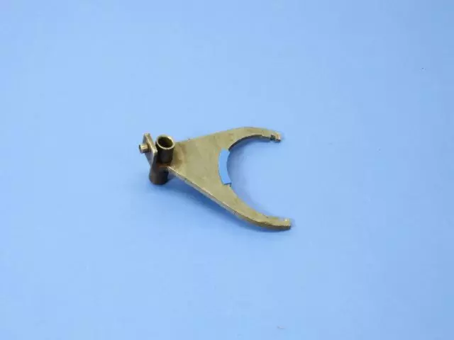 Transfer Case Mode Shift Fork - Mopar (5093597aa) - view 3