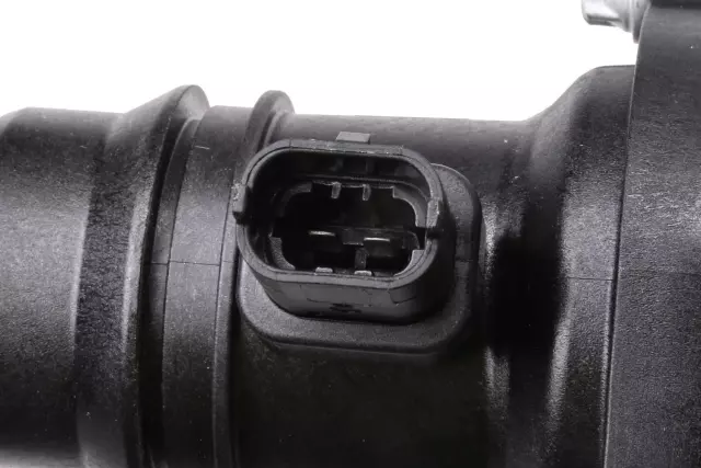 Front Engine Cover - GM (55581013) - view 6