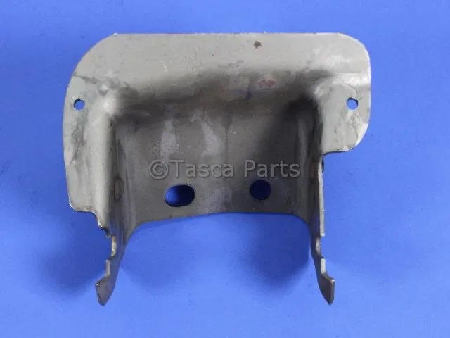 Engine Bracket - Passenger Side (RH) - Mopar (68003504AA)