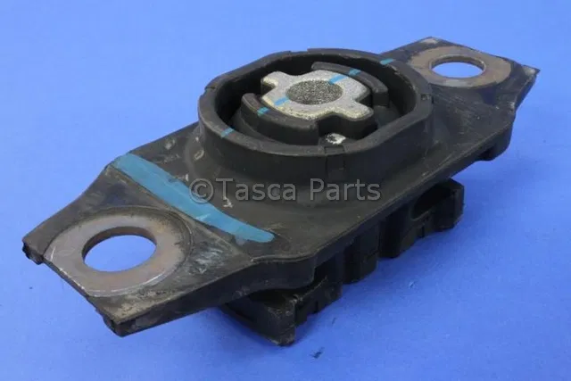 Engine Mount Bracket - Mopar (68249545AA) - view 2
