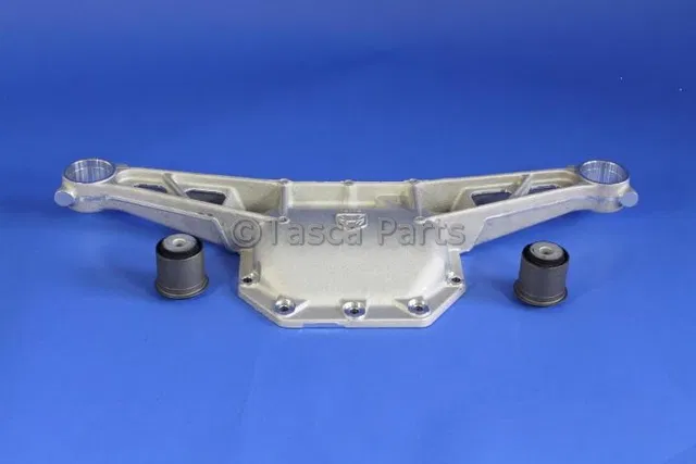 Differential Cover - Mopar (68294747AA) - view 4