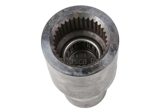 Transfer Case Input Shaft - GM (84124164)